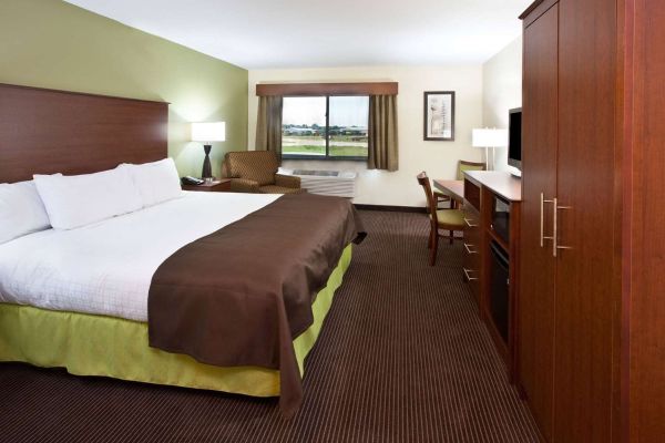 AMERICINN BY WYNDHAM OSAGE (Osage)